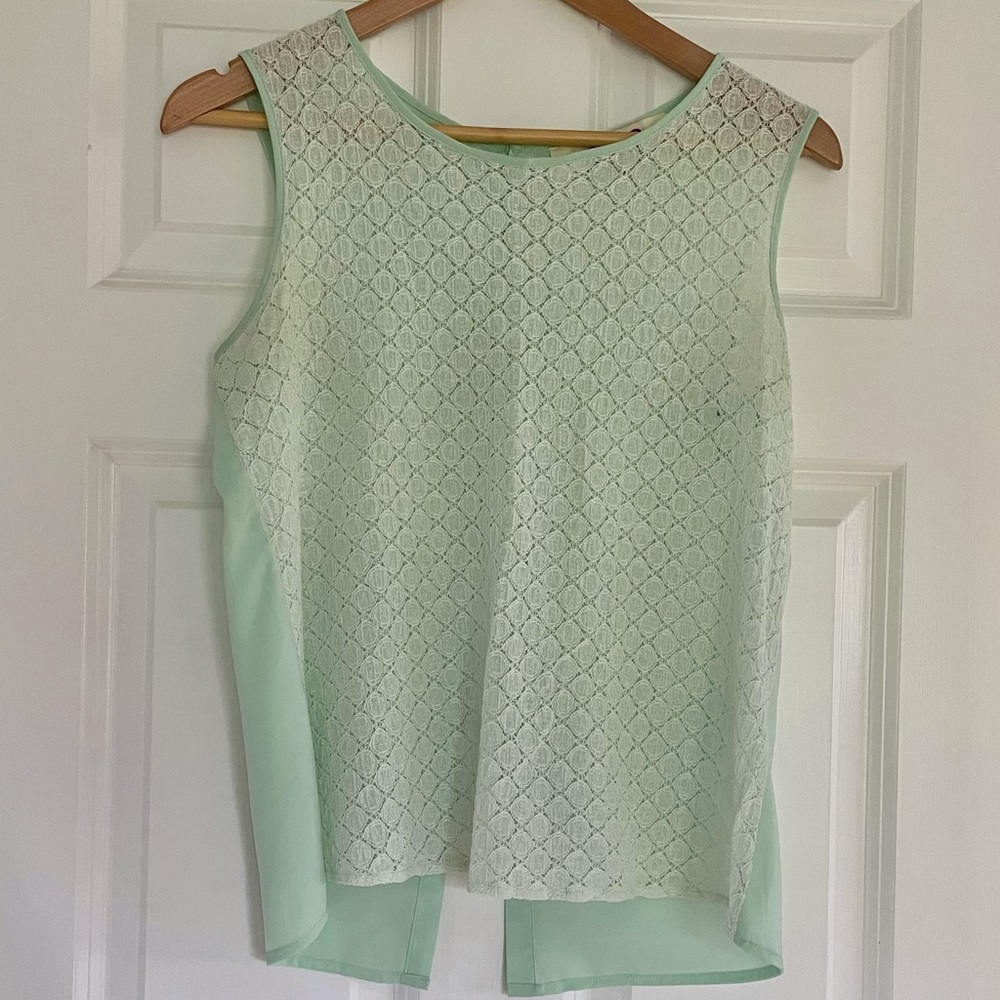 Francescas Sleeveless Mint Blouse Size Small